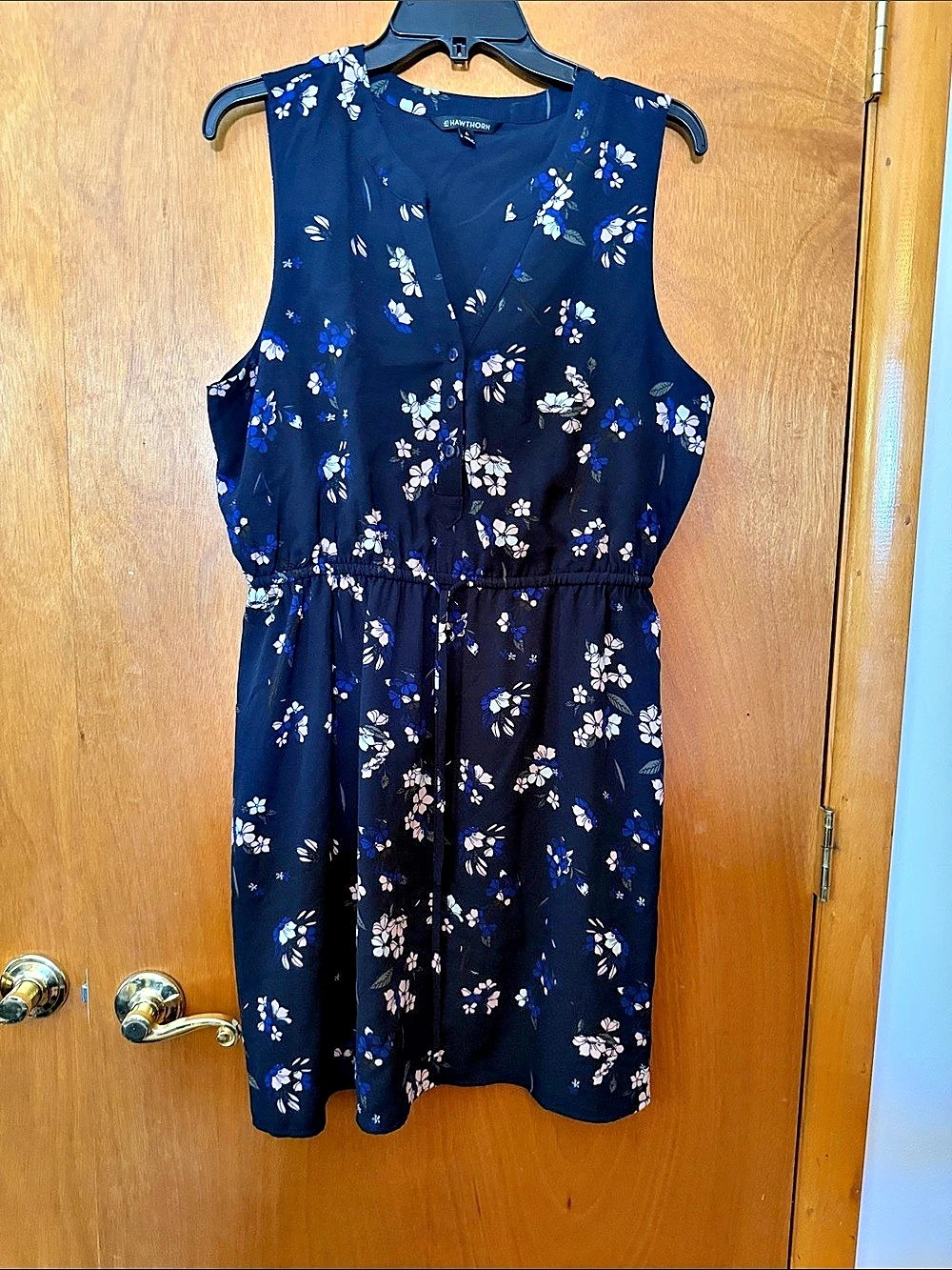 Hawthorn Floral Mini Dress in Blue & White Size Large Like New